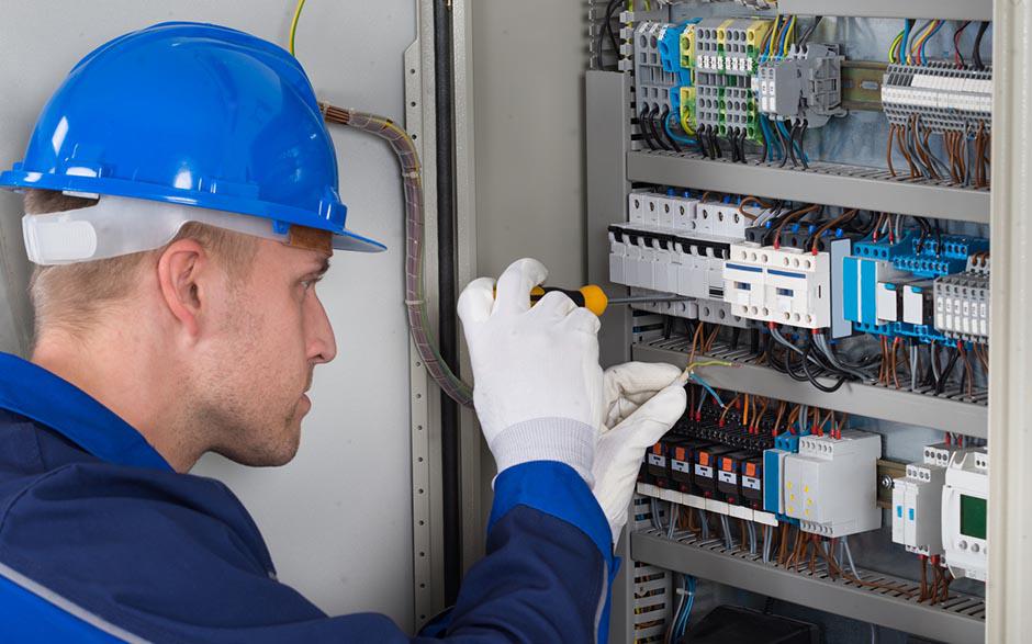 électricien installateur Évry